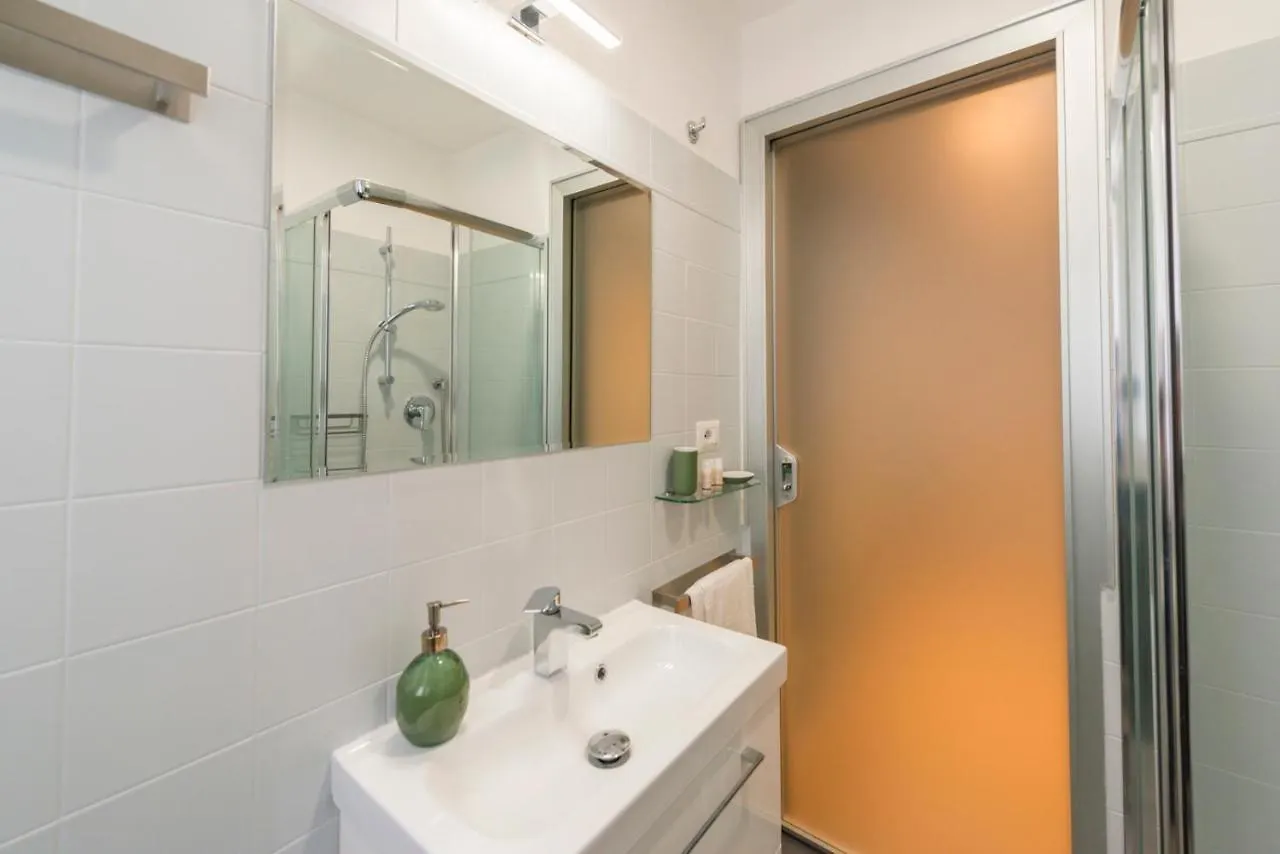Apartamento Montenapoleone 5 Min Duomo Fashion Center Milão